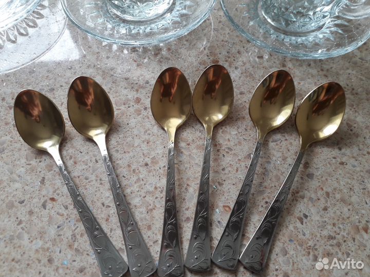 Кофейный сервиз на 6 персон с кофейными ложками