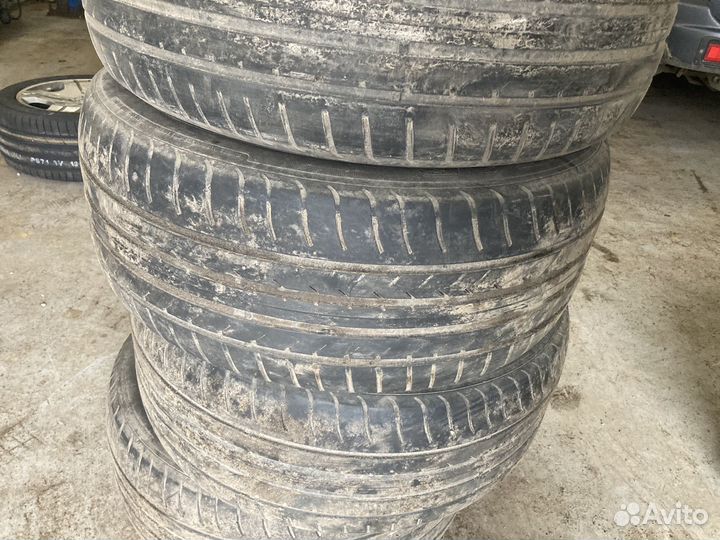 Goodyear EfficientGrip SUV 255/45 R18