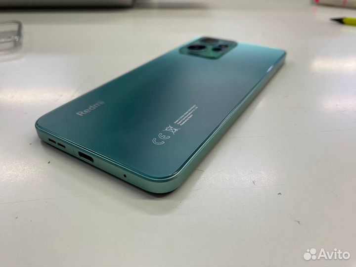 Xiaomi 12, 8/128 ГБ