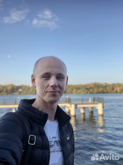 Менеджер по продажам