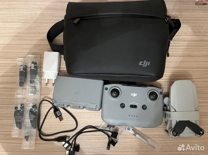 Квадрокоптер DJI Mavic Mini 2