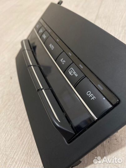Блок управления климат-контролем Mercedes Benz