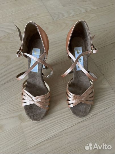 Туфли для бальных танцев новые 36 размер