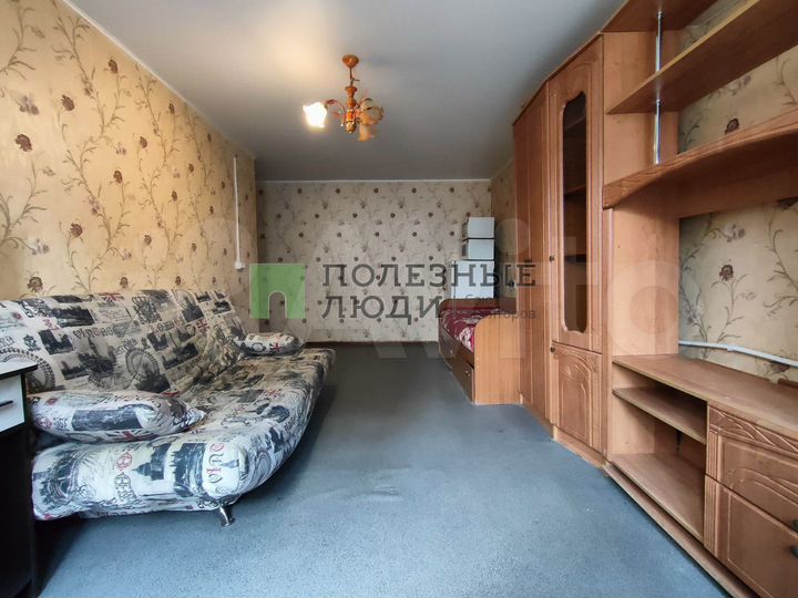 Комната 20 м² в 8-к., 3/9 эт.