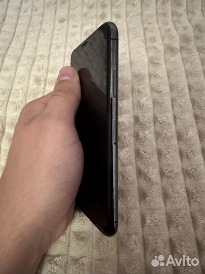 iPhone Xs, 64 ГБ