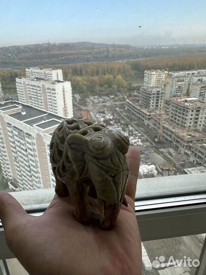 Статуэтка слон со слоником внутри