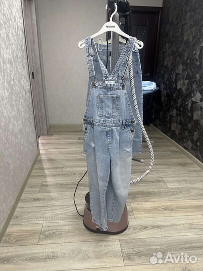 Джинсовый комбинезон для девочки