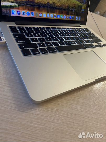 MacBook Pro 13 Retina I7 2.9/8/256/4 цикла идеал