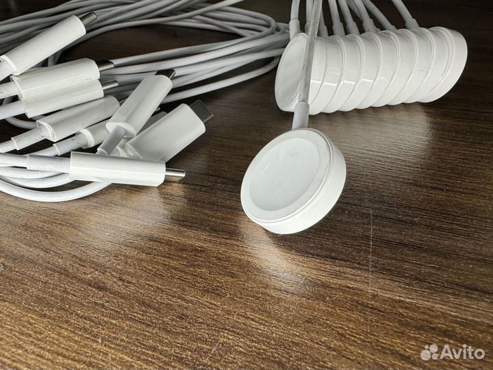 Оригинальное зарядное устройство Apple Watch