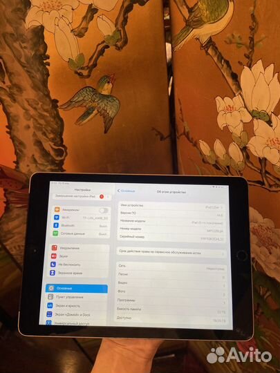 Apple iPad 32 gb sim a1823 Wi-Fi-cellular