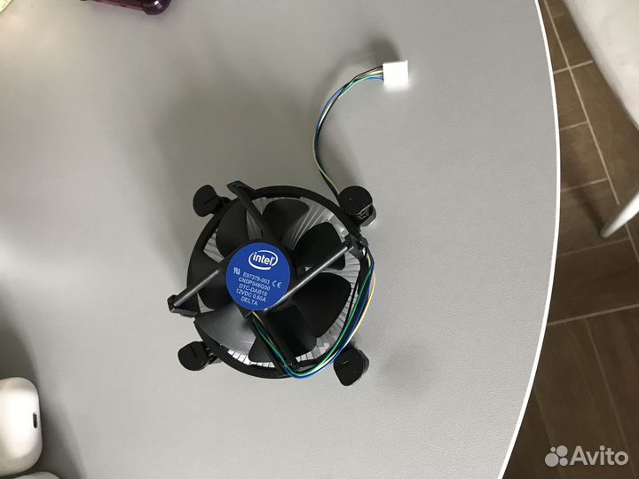Кулер для компьютера новый intel