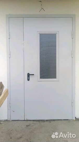 Двери, люки, противопожарные, технические, замок а