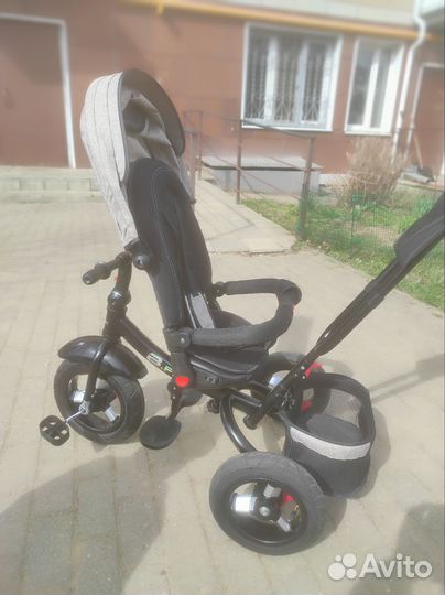 Детский велосипед с родительской ручкой