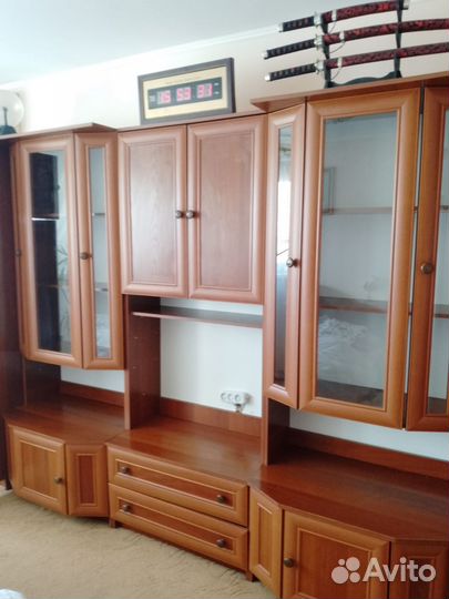 Стенка в гостиную бу