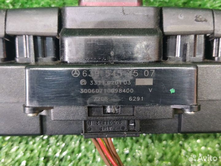 Блок кнопок Vito 639