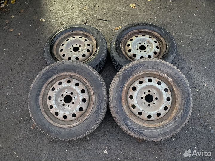 Комплект зимних колес r14