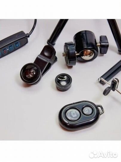 Набор юного блогера. Кольцевая лампа и штатив