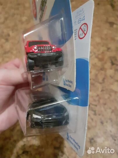 Модели maisto subaru brz и Jeep 1/64