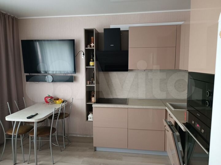 2-к. квартира, 64,7 м², 4/10 эт.