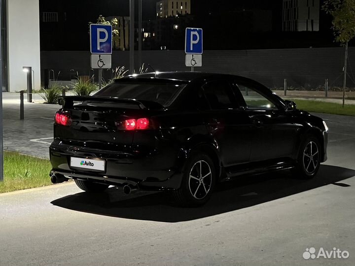 Mitsubishi Lancer 2.0 МТ, 2008, 310 000 км