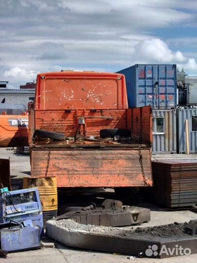 НефАз 4208-10-18, 2011