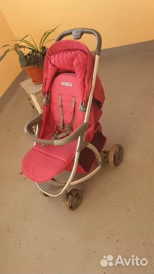 Прогулочная коляска