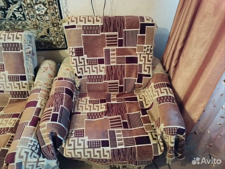 Диван и 2 кресла