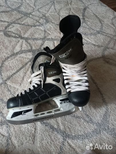 Коньки хоккейные 41 размер ссм