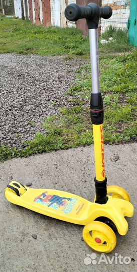 Самокат детский трехколесный бу