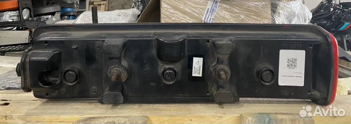 Фонарь задний левый Volvo FH4 82849894