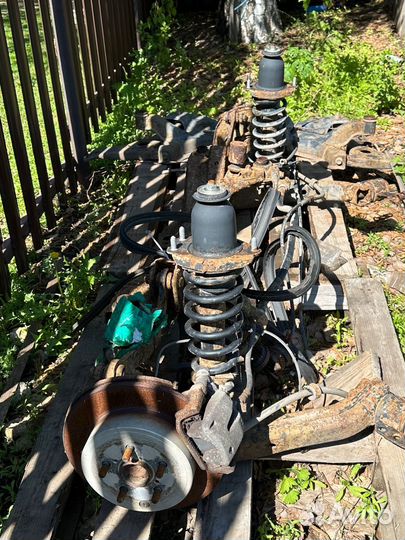 Зад подвеска в сборе, подрамник,Тойота Авенсис 2