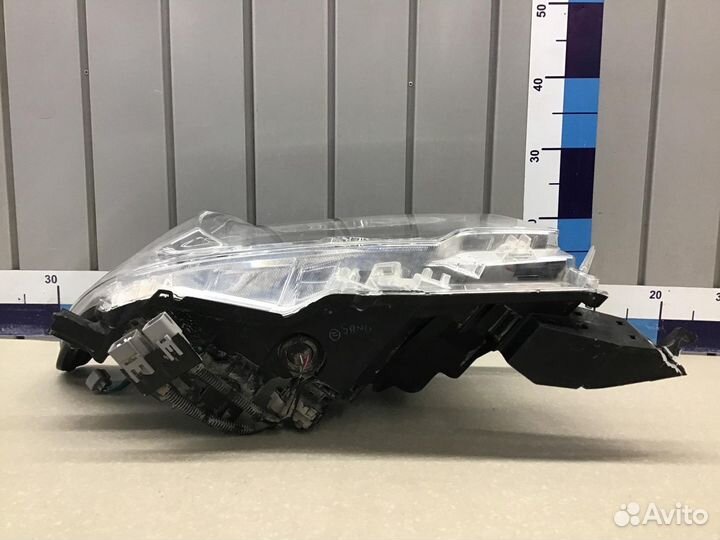 Фара правая Toyota Land Cruiser (150) -Prado 2009