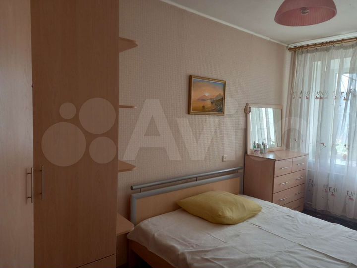 2-к. квартира, 54 м², 1/9 эт.