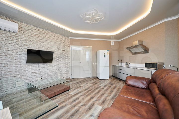 2-к. квартира, 68 м², 13/16 эт.