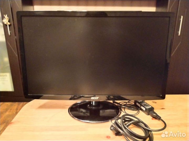 Мониторы широкоформатные 19” 20