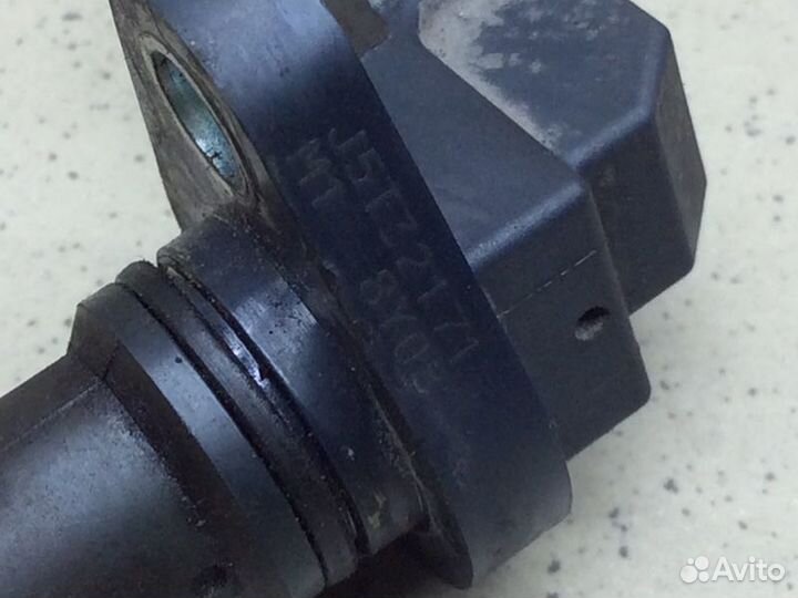 Датчик положения коленвала Suzuki Sx4 седан M16A