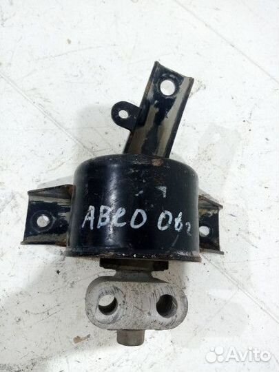 Опора двигателя левая Chevrolet Aveo 1 (T200)