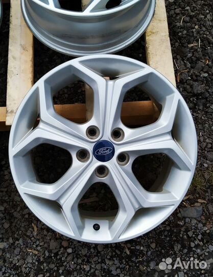Продам диски ford R17