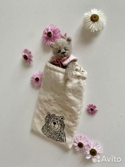 Мишка Тедди Лепесток вязаный в мешочке