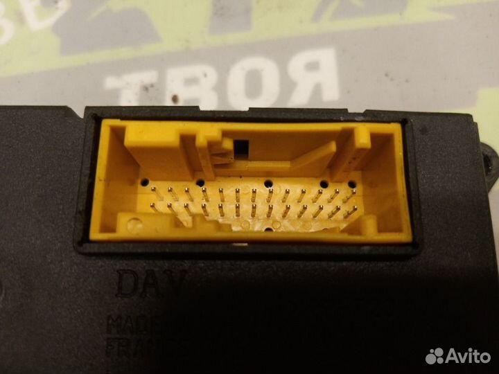 Блок управления двери Peugeot 607 ES9J4S 3.0I V6