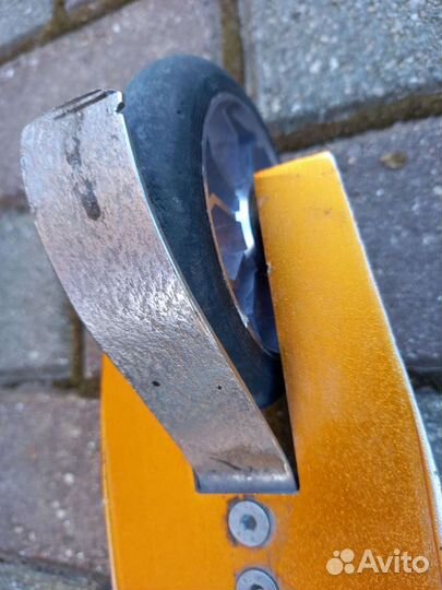 Трюкоаой самокат Trix agressor