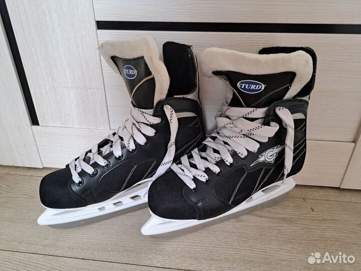 Коньки хоккейные 44 размер