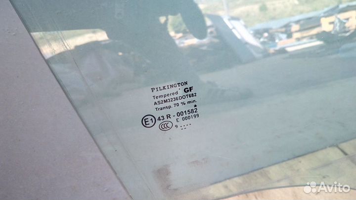 Стекло задней правой двери Опель Астра Н Хэтчбек