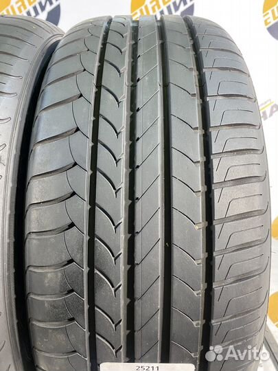 Goodyear EfficientGrip 255/45 R20 104Y