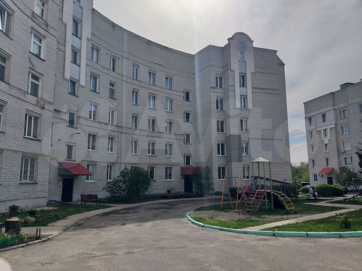 2-к. квартира, 70,2 м², 4/5 эт.