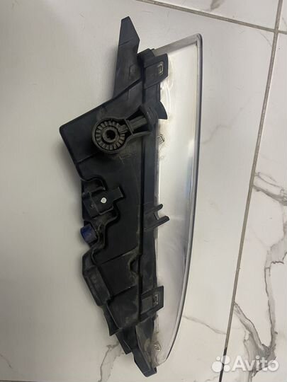 Фара противотуманная BMW 5-Series G30