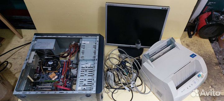 Компьютер и принтер