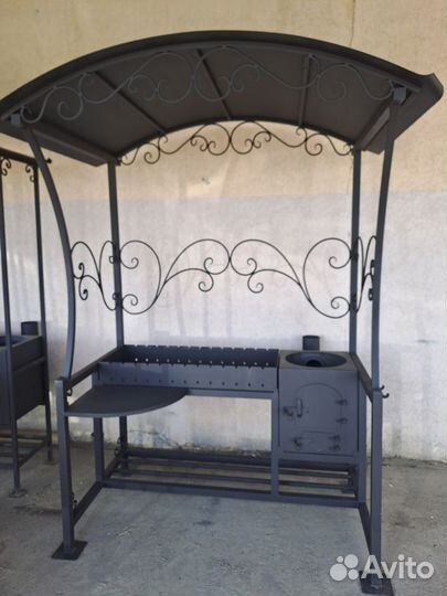 Мангал с печью под казан и крышей