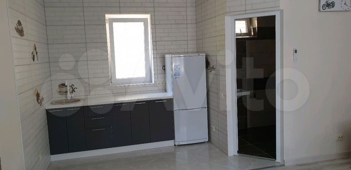 Комната 28 м² в 1-к., 1/2 эт.