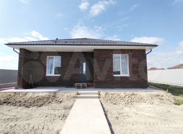 Дом 107 м² на участке 8,5 сот.